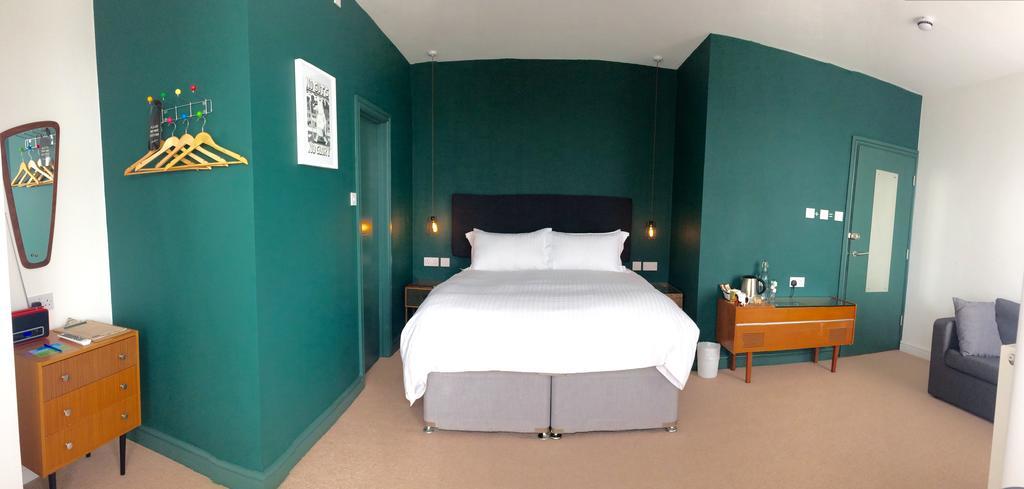 The Blue Door Bed & Breakfast Newquay  Luaran gambar
