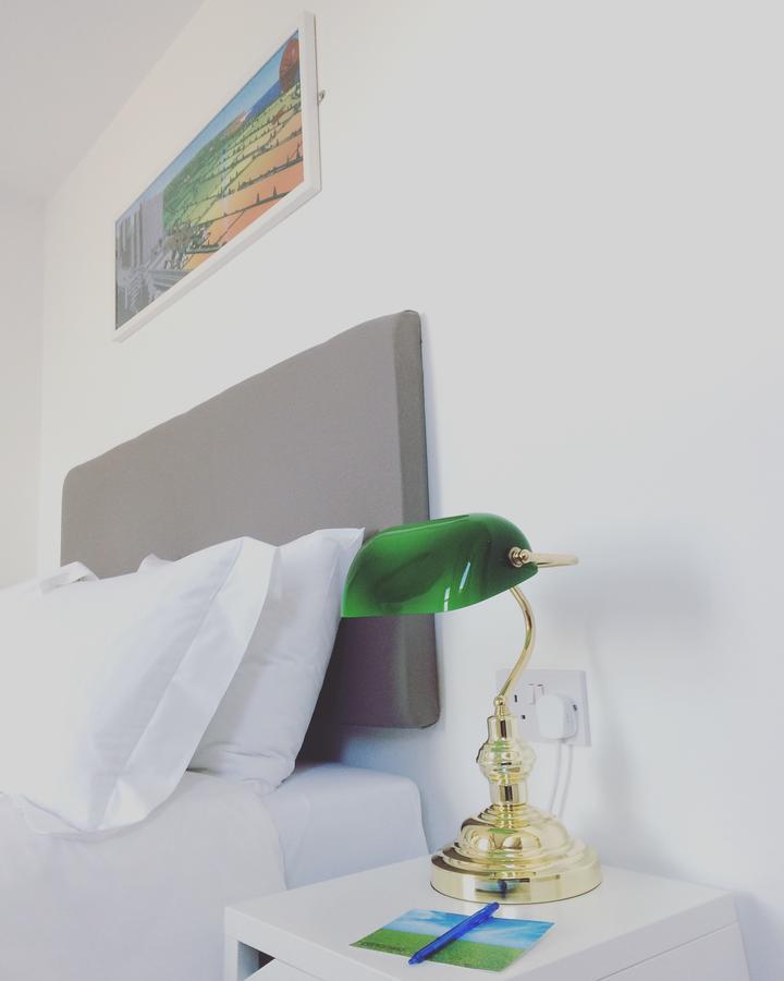 The Blue Door Bed & Breakfast Newquay  Luaran gambar
